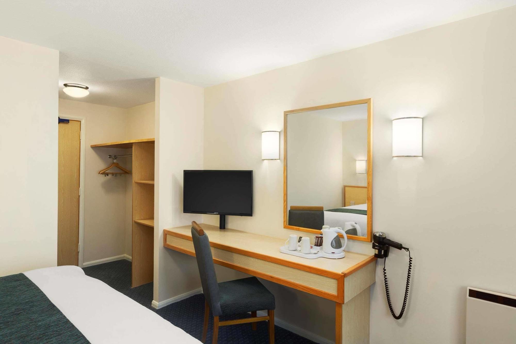 Days Inn Winchester Ngoại thất bức ảnh