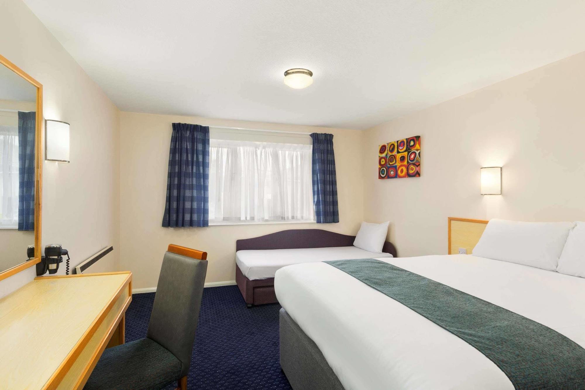 Days Inn Winchester Ngoại thất bức ảnh